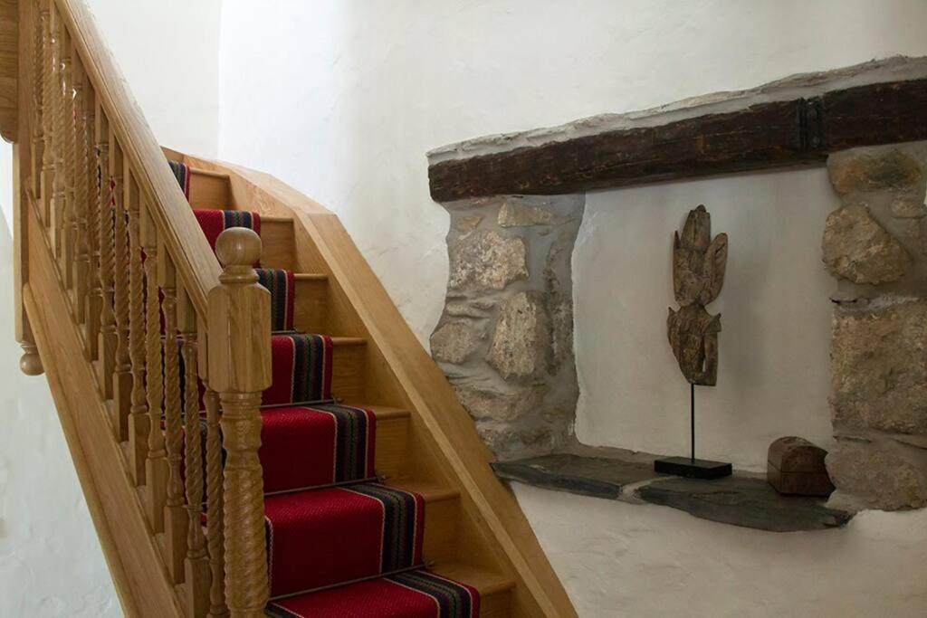 Ty-Hapus Cottage Jordanston ภายนอก รูปภาพ