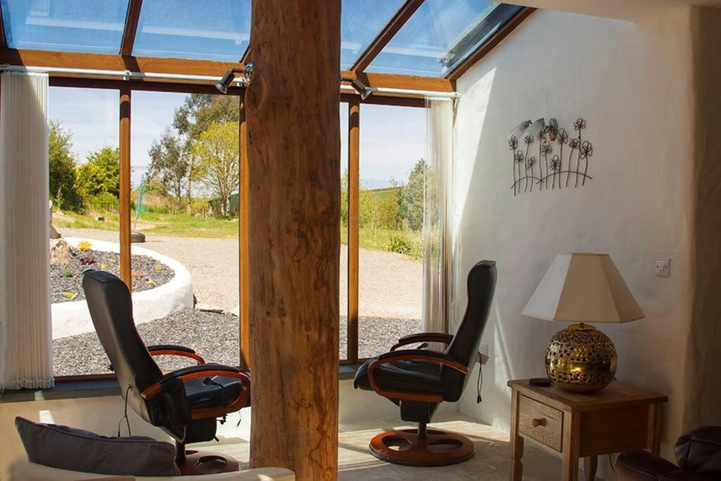 Ty-Hapus Cottage Jordanston ภายนอก รูปภาพ
